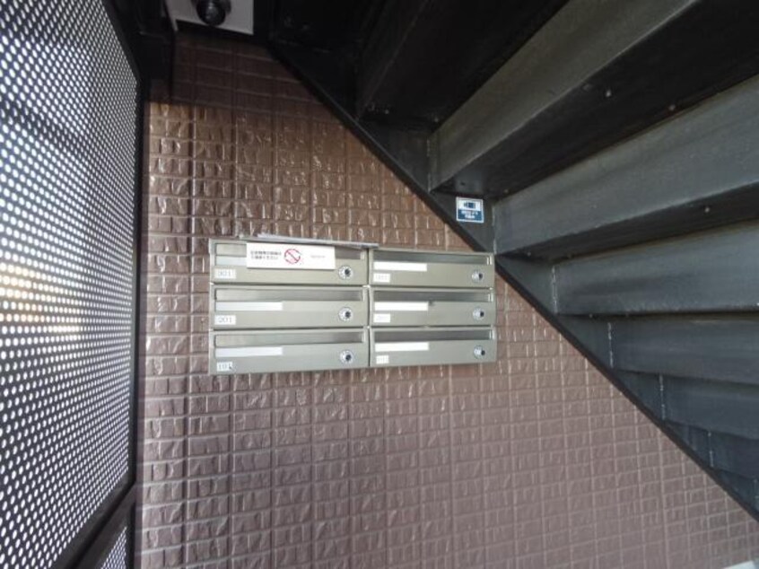  近鉄難波線・奈良線/近鉄奈良駅 バス14分梅美台7丁目下車:停歩4分 3階 築24年