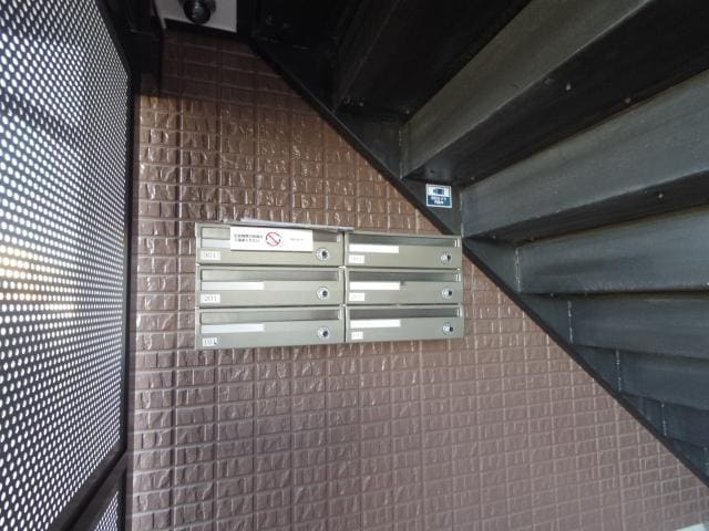  近鉄難波線・奈良線/近鉄奈良駅 バス14分梅美台7丁目下車:停歩4分 1階 築24年