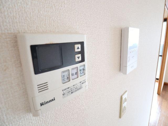  近鉄難波線・奈良線/近鉄奈良駅 バス14分梅美台7丁目下車:停歩4分 1階 築24年