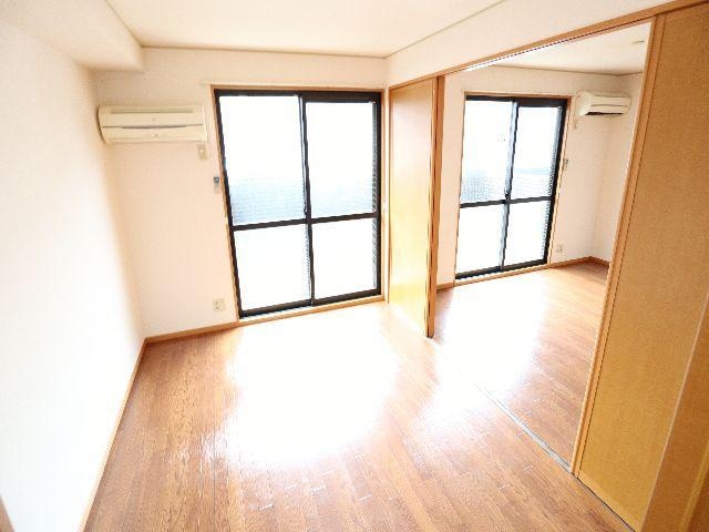  近鉄難波線・奈良線/近鉄奈良駅 バス14分梅美台7丁目下車:停歩4分 1階 築24年