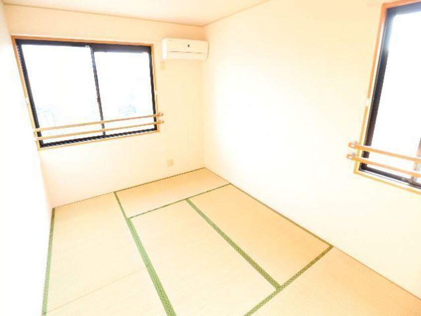  近鉄難波線・奈良線/近鉄奈良駅 バス14分梅美台7丁目下車:停歩4分 3階 築24年