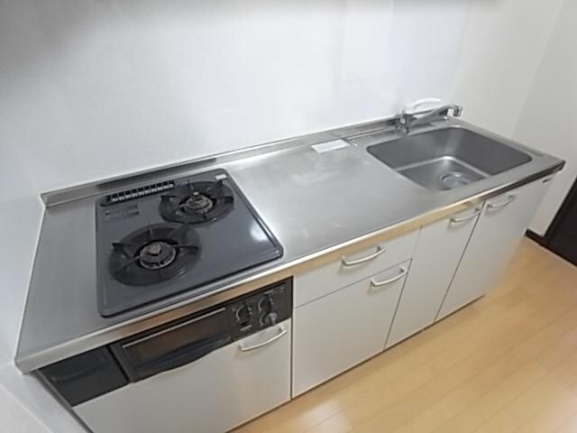  大和路線・関西本線/奈良駅 バス10分八条町地蔵前下車:停歩3分 1階 築17年