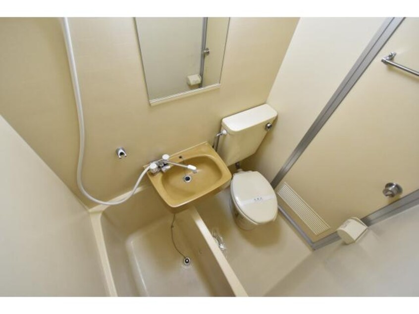  近鉄難波線・奈良線/近鉄奈良駅 バス12分萩ヶ丘下車:停歩7分 2階 築35年