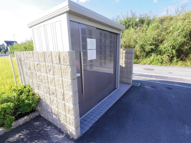  大和路線・関西本線/奈良駅 バス11分八条地蔵前下車:停歩5分 2階 築11年