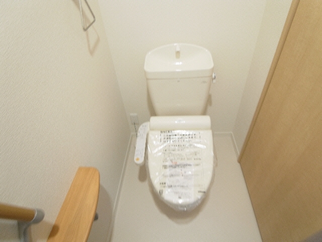  大和路線・関西本線/奈良駅 バス11分八条地蔵前下車:停歩5分 2階 築11年