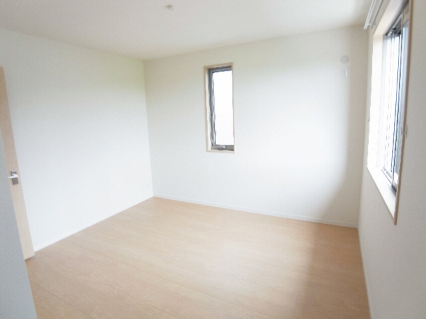  大和路線・関西本線/奈良駅 バス11分八条地蔵前下車:停歩5分 2階 築11年