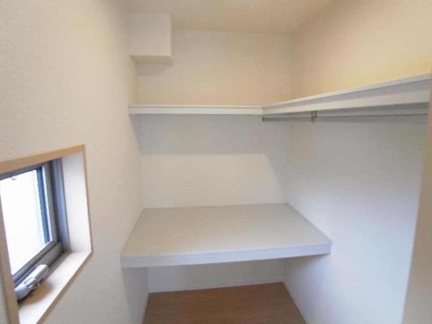  大和路線・関西本線/奈良駅 バス11分八条地蔵前下車:停歩5分 2階 築11年