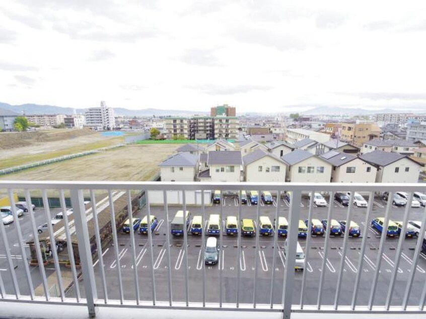  近鉄難波線・奈良線/新大宮駅 徒歩10分 6階 築46年