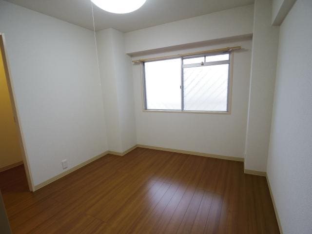  近鉄難波線・奈良線/新大宮駅 徒歩10分 6階 築46年