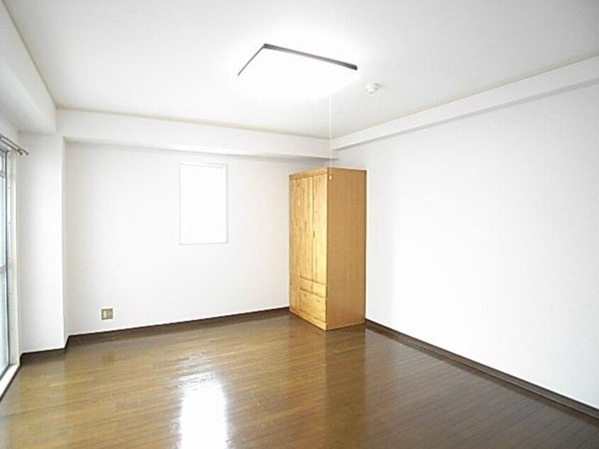  近鉄難波線・奈良線/新大宮駅 徒歩12分 1階 築37年