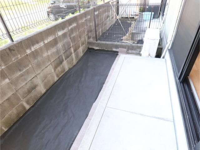  近鉄難波線・奈良線/新大宮駅 徒歩10分 1階 築27年