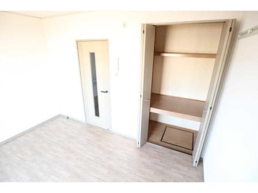  近鉄難波線・奈良線/新大宮駅 徒歩10分 1階 築27年