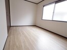  近鉄難波線・奈良線/近鉄奈良駅 バス10分南方町下車:停歩1分 1階 築37年
