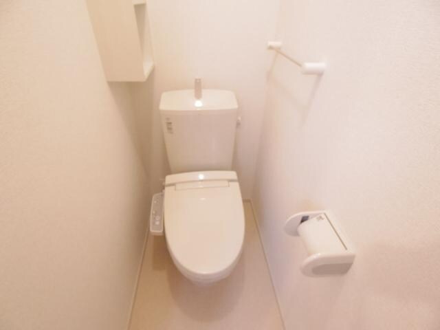  大和路線・関西本線/奈良駅 バス16分大和ハウス前下車:停歩1分 1階 築11年