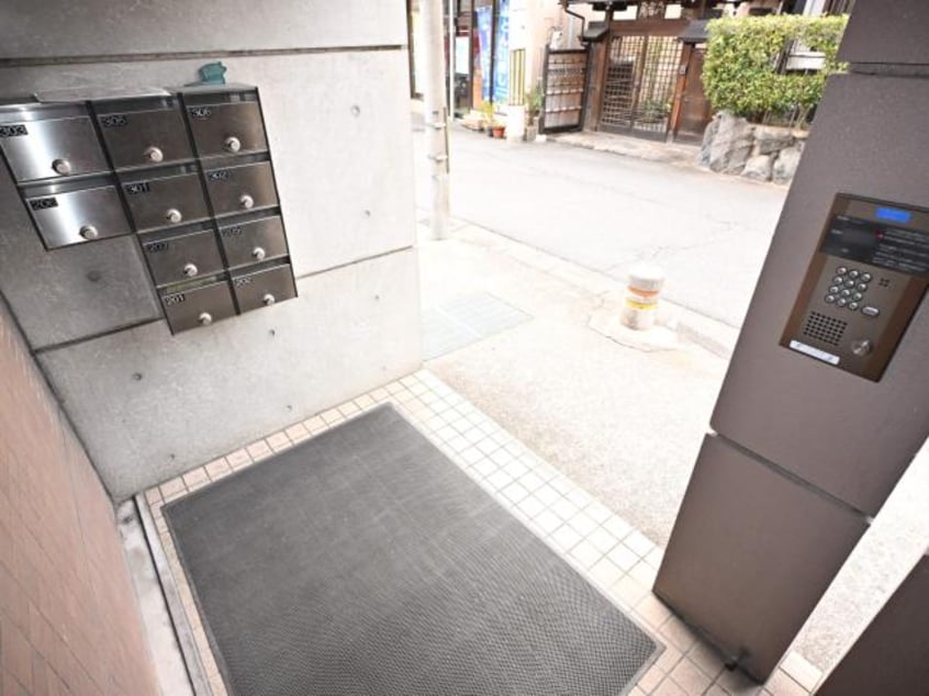  近鉄難波線・奈良線/新大宮駅 徒歩7分 3階 築23年