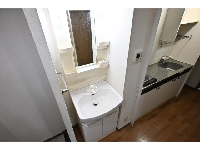  近鉄難波線・奈良線/新大宮駅 徒歩7分 3階 築23年