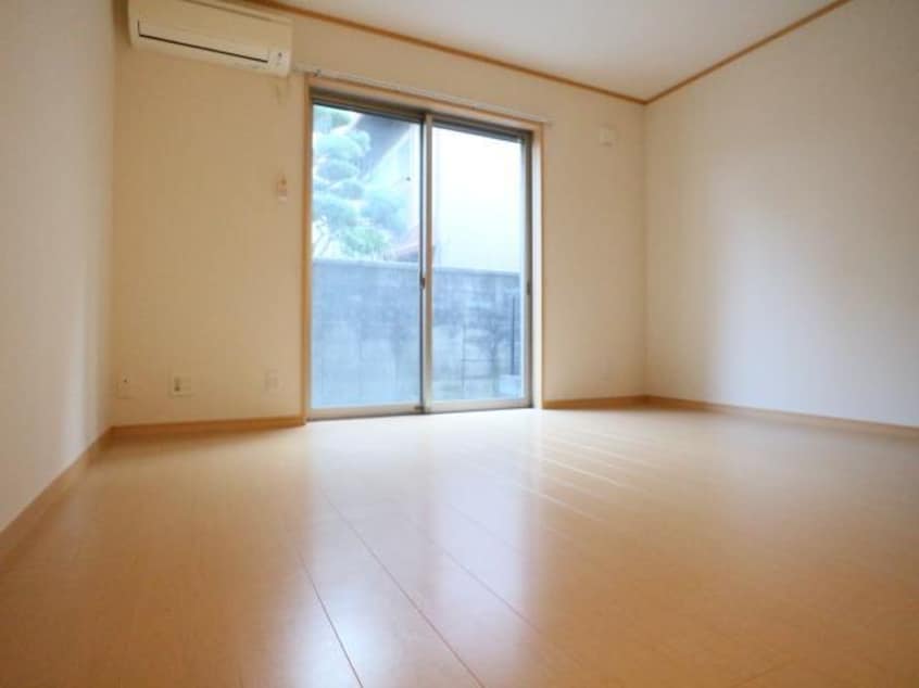  近鉄難波線・奈良線/近鉄奈良駅 徒歩11分 1階 築16年