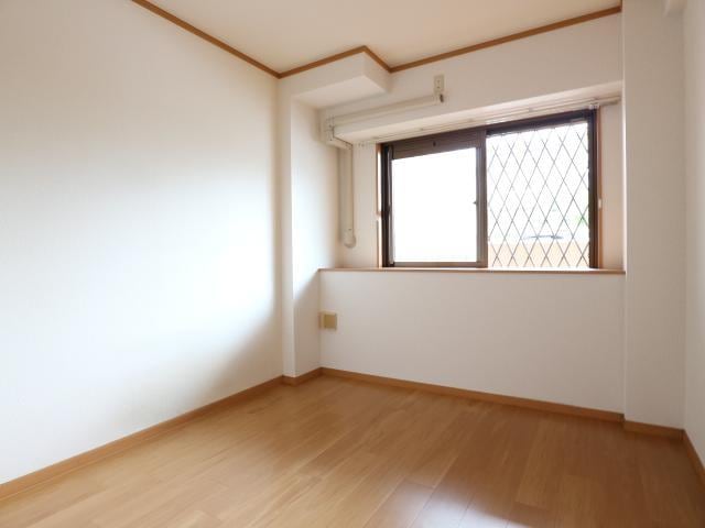  近鉄難波線・奈良線/近鉄奈良駅 バス10分萩が丘町下車:停歩1分 1階 築20年