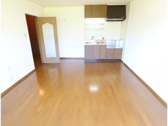  近鉄難波線・奈良線/近鉄奈良駅 バス8分紀寺住宅前下車:停歩8分 1階 築32年