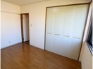  近鉄難波線・奈良線/近鉄奈良駅 バス8分紀寺住宅前下車:停歩8分 1階 築32年
