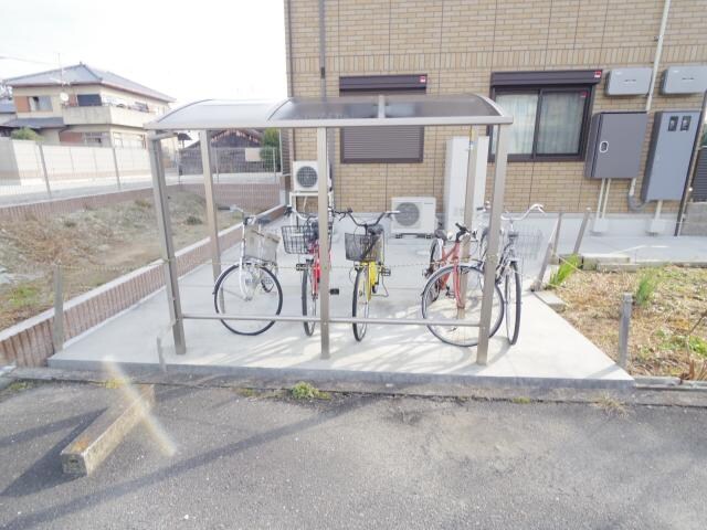  大和路線・関西本線/奈良駅 バス5分大安寺下車:停歩10分 1階 築11年