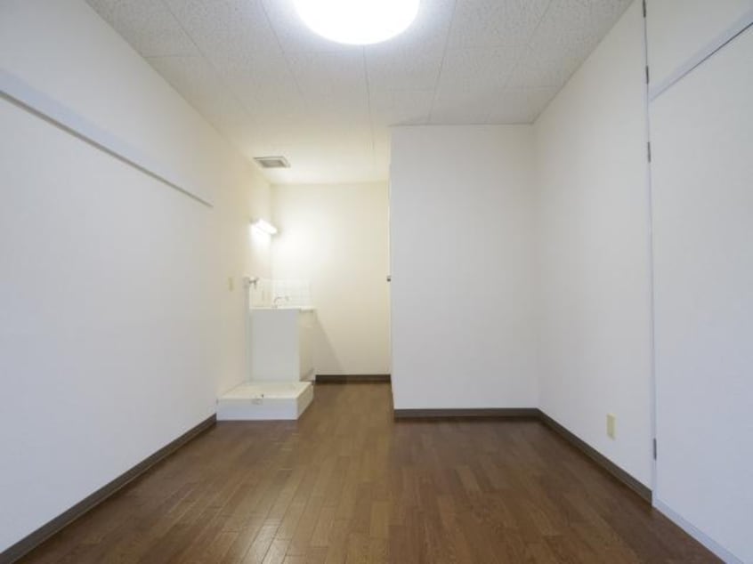  近鉄難波線・奈良線/新大宮駅 徒歩16分 2階 築36年