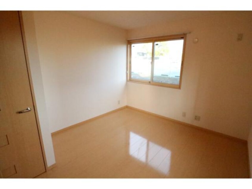  近鉄難波線・奈良線/新大宮駅 バス8分柏木町南下車:停歩3分 1階 築20年