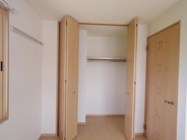  近鉄難波線・奈良線/新大宮駅 バス8分柏木町南下車:停歩3分 2階 築20年