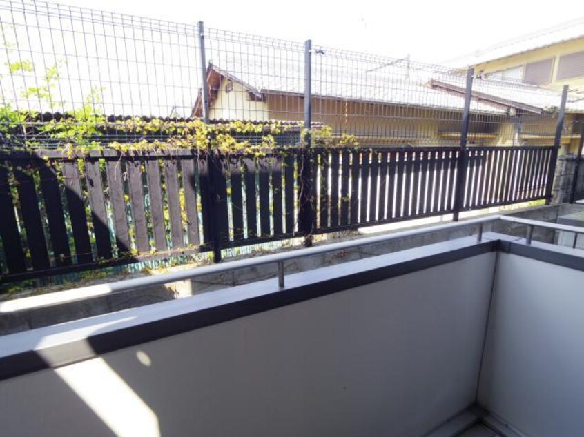  近鉄難波線・奈良線/近鉄奈良駅 徒歩6分 1階 築25年