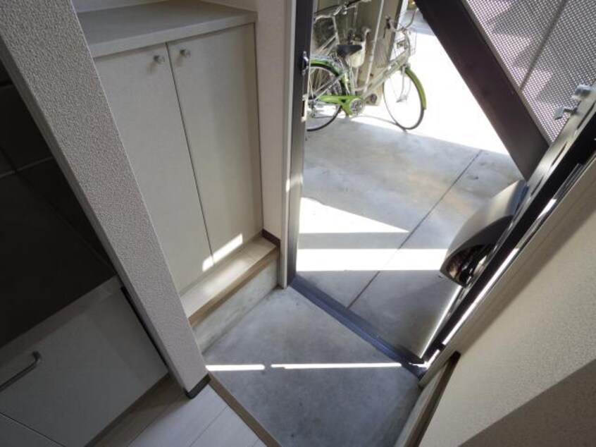  近鉄難波線・奈良線/近鉄奈良駅 徒歩6分 1階 築25年