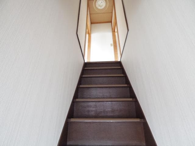  近鉄難波線・奈良線/近鉄奈良駅 バス15分南方町下車:停歩5分 1階 築41年