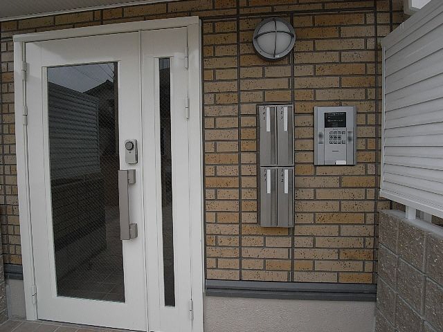  近鉄難波線・奈良線/新大宮駅 徒歩8分 1階 築17年