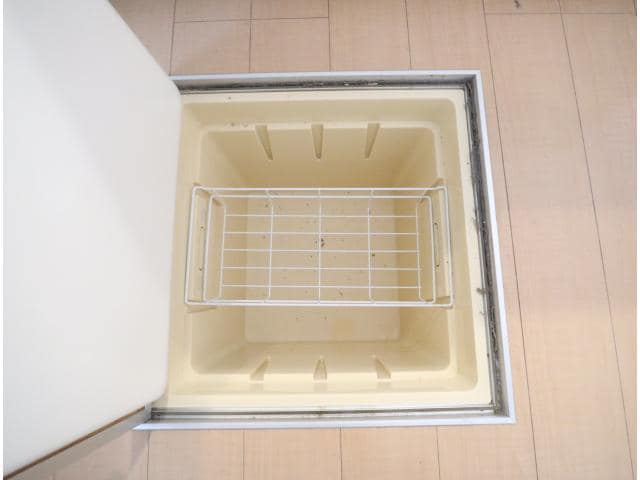  近鉄難波線・奈良線/新大宮駅 徒歩8分 1階 築17年