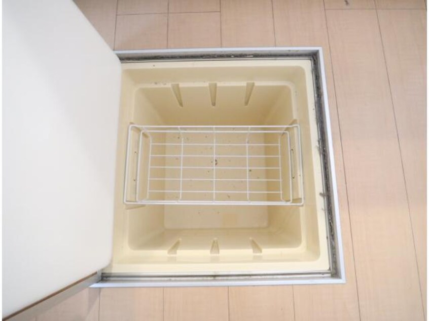  近鉄難波線・奈良線/新大宮駅 徒歩8分 1階 築17年