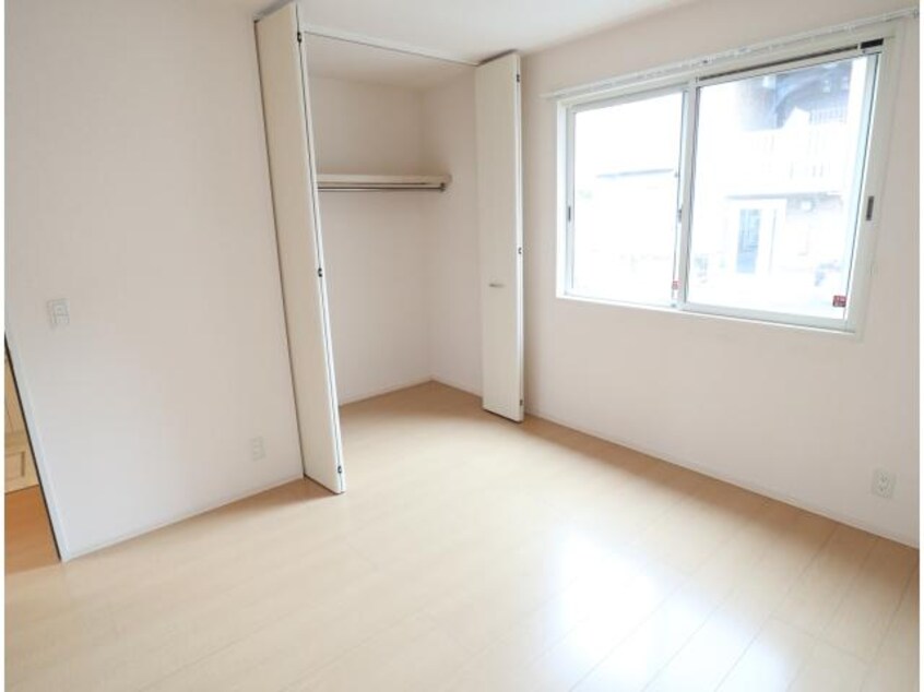  近鉄難波線・奈良線/新大宮駅 徒歩8分 1階 築17年