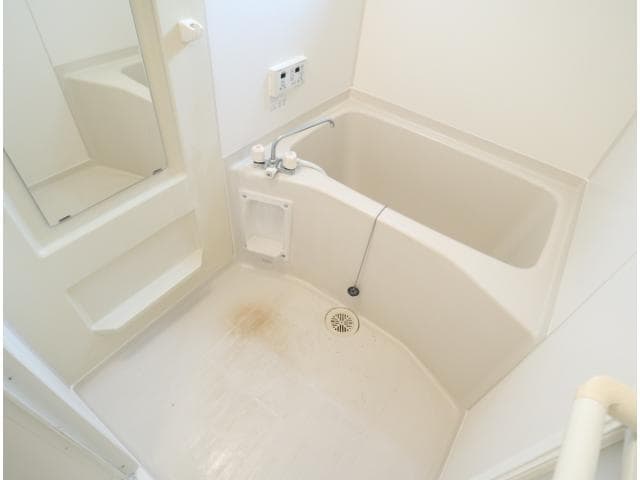  近鉄難波線・奈良線/新大宮駅 徒歩8分 1階 築17年