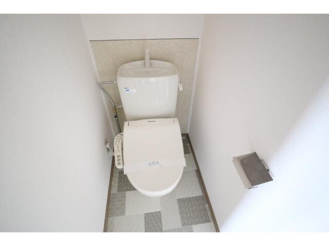  近鉄難波線・奈良線/近鉄奈良駅 徒歩8分 1階 築26年