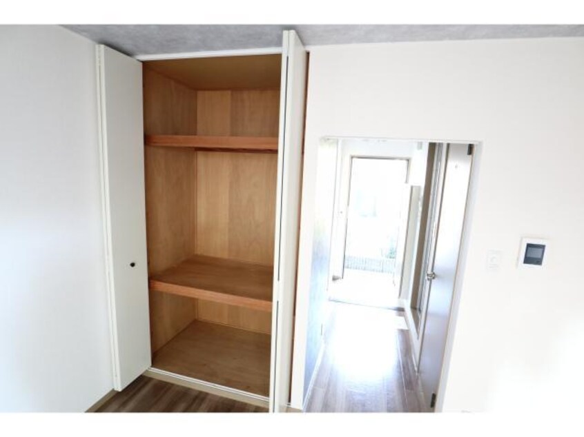  近鉄難波線・奈良線/近鉄奈良駅 徒歩8分 1階 築26年