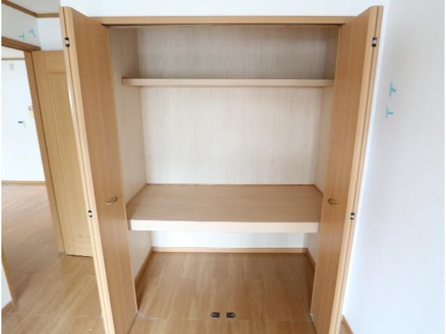  近鉄難波線・奈良線/近鉄奈良駅 バス17分州見台7丁目下車:停歩8分 1階 築21年