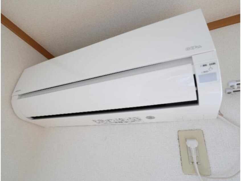  近鉄難波線・奈良線/近鉄奈良駅 バス17分州見台7丁目下車:停歩8分 1階 築21年