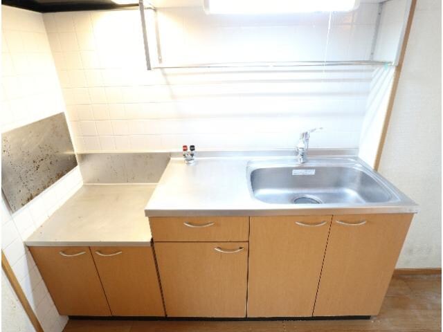  近鉄難波線・奈良線/近鉄奈良駅 バス17分州見台7丁目下車:停歩8分 1階 築21年