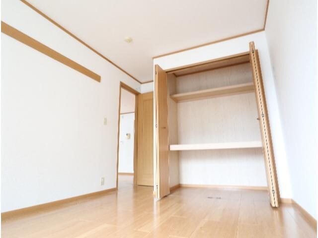  近鉄難波線・奈良線/近鉄奈良駅 バス17分州見台7丁目下車:停歩8分 1階 築21年