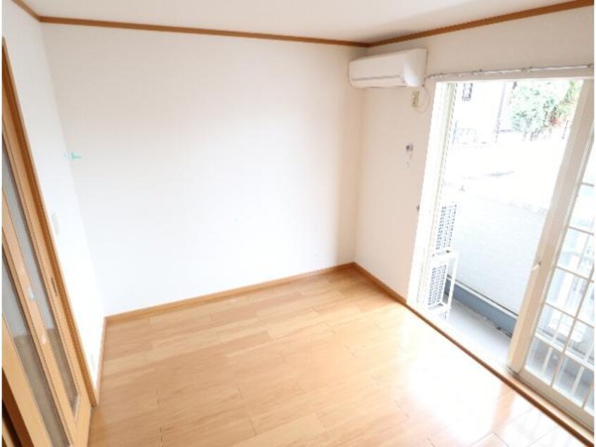  近鉄難波線・奈良線/近鉄奈良駅 バス17分州見台7丁目下車:停歩8分 1階 築21年