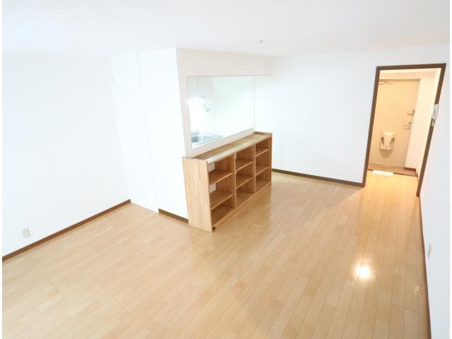  近鉄難波線・奈良線/新大宮駅 徒歩5分 3階 築40年