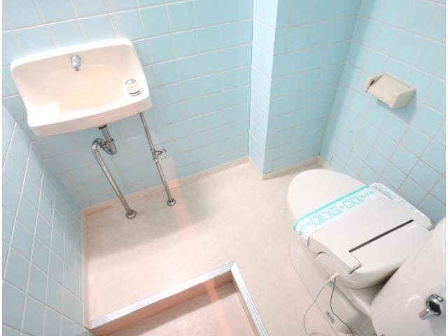  近鉄難波線・奈良線/新大宮駅 徒歩5分 3階 築40年