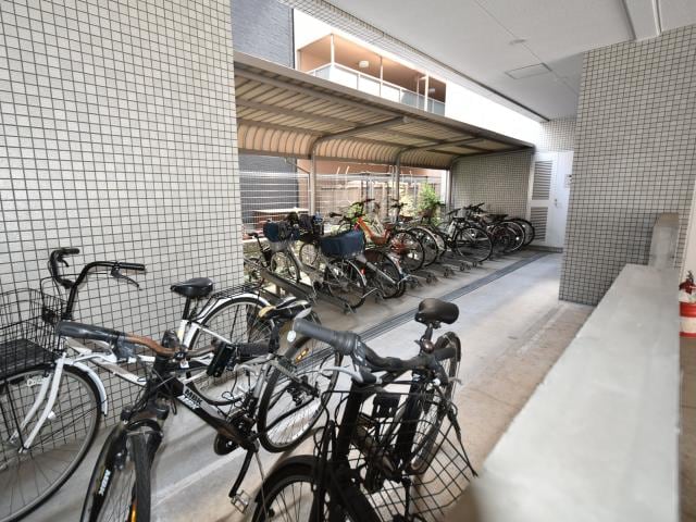  大和路線・関西本線/奈良駅 徒歩5分 4階 築17年