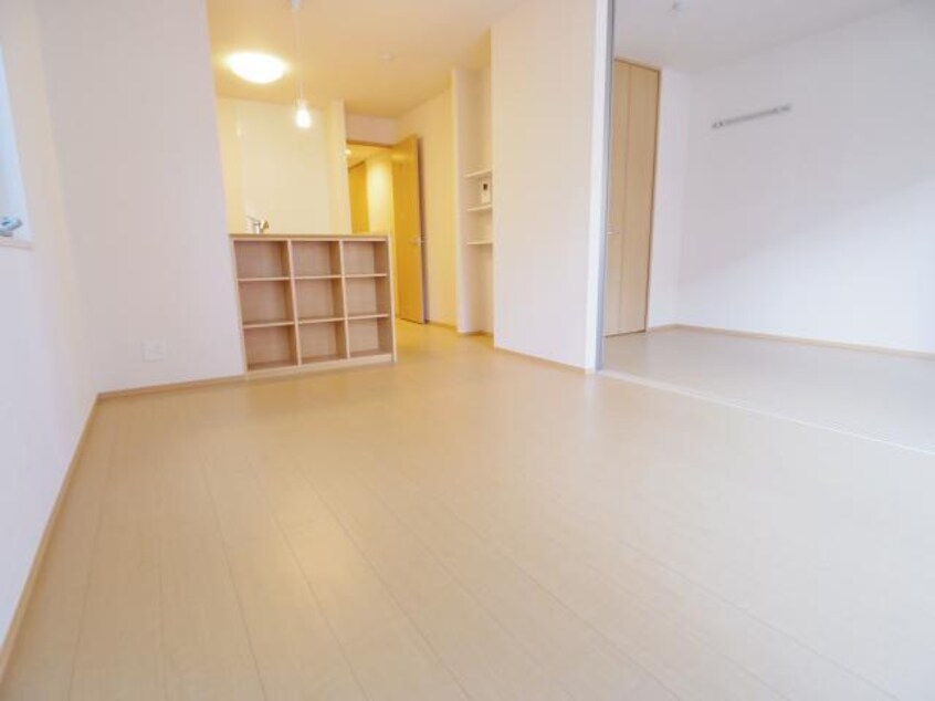  大和路線・関西本線/奈良駅 バス18分大和ハウス前下車:停歩3分 1階 築10年