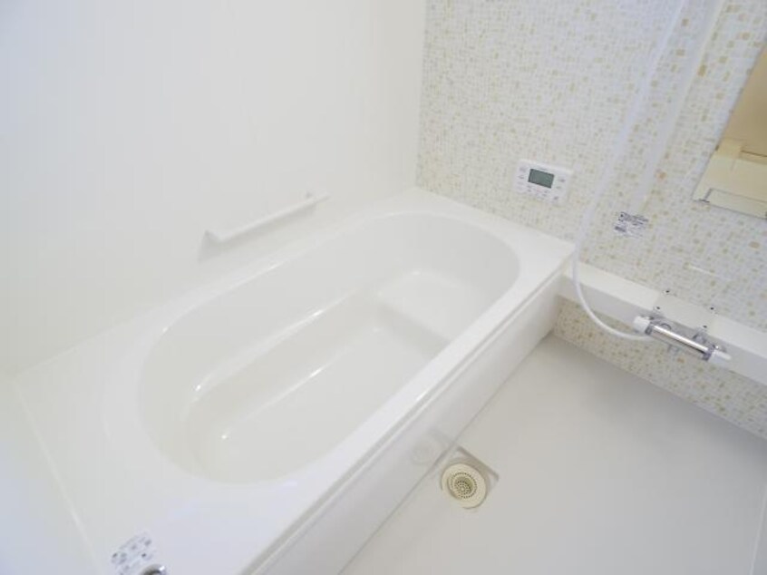  大和路線・関西本線/奈良駅 バス18分大和ハウス前下車:停歩3分 1階 築10年