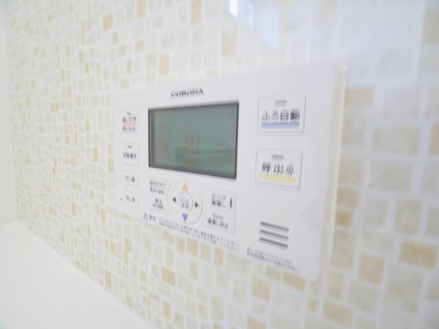  大和路線・関西本線/奈良駅 バス18分大和ハウス前下車:停歩3分 1階 築10年