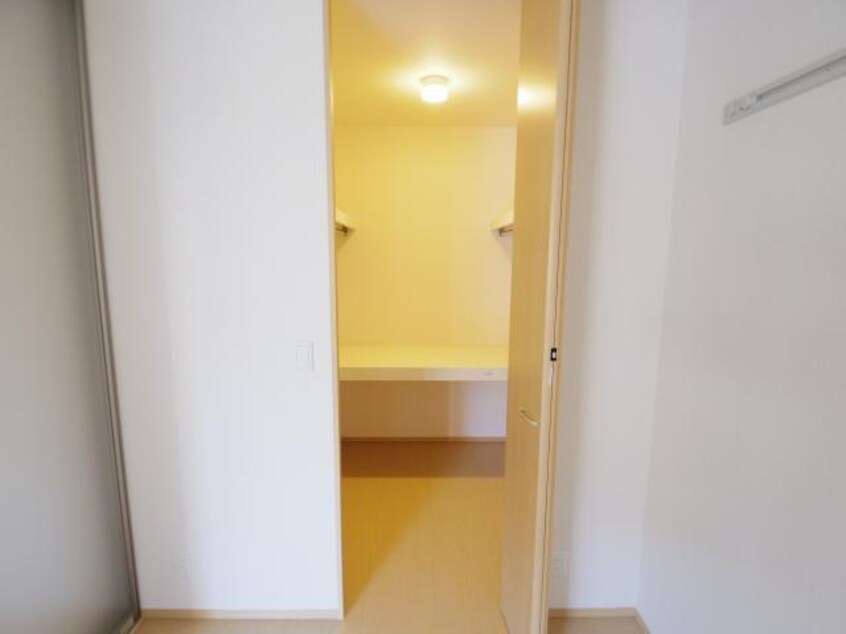  大和路線・関西本線/奈良駅 バス18分大和ハウス前下車:停歩3分 1階 築10年